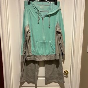 Tek Gear Mint Green and Gray Track Suit